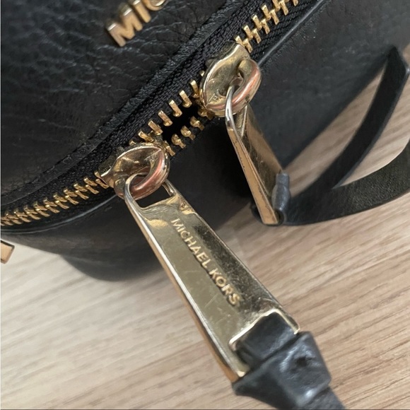 Michael Kors mini backpack - Picture 3 of 3